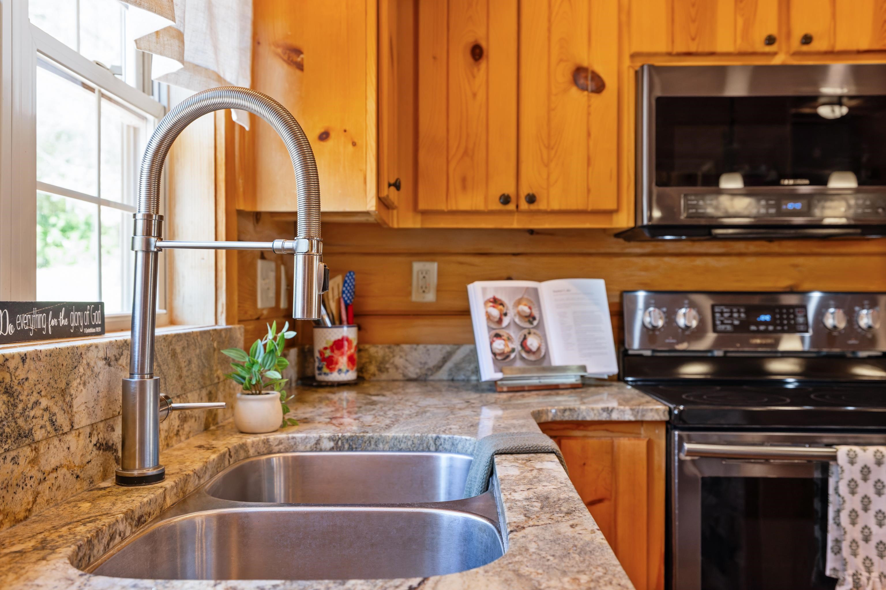 115 SPRING CROSSING LN, STEELES TAVERN, Virginia 24476, 3 Bedrooms Bedrooms, ,2 BathroomsBathrooms,Residential,115 SPRING CROSSING LN,675560 MLS # 675560