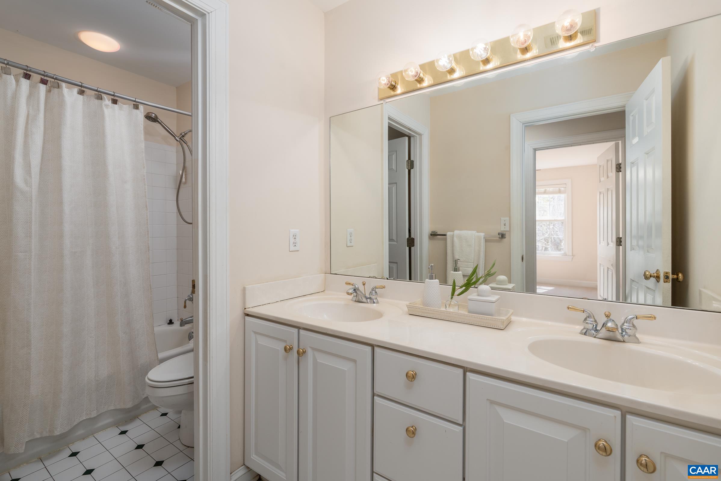 2938 OLD VIA RD, CHARLOTTESVILLE, Virginia 22901, 4 Bedrooms Bedrooms, ,4 BathroomsBathrooms,Residential,2938 OLD VIA RD,675564 MLS # 675564