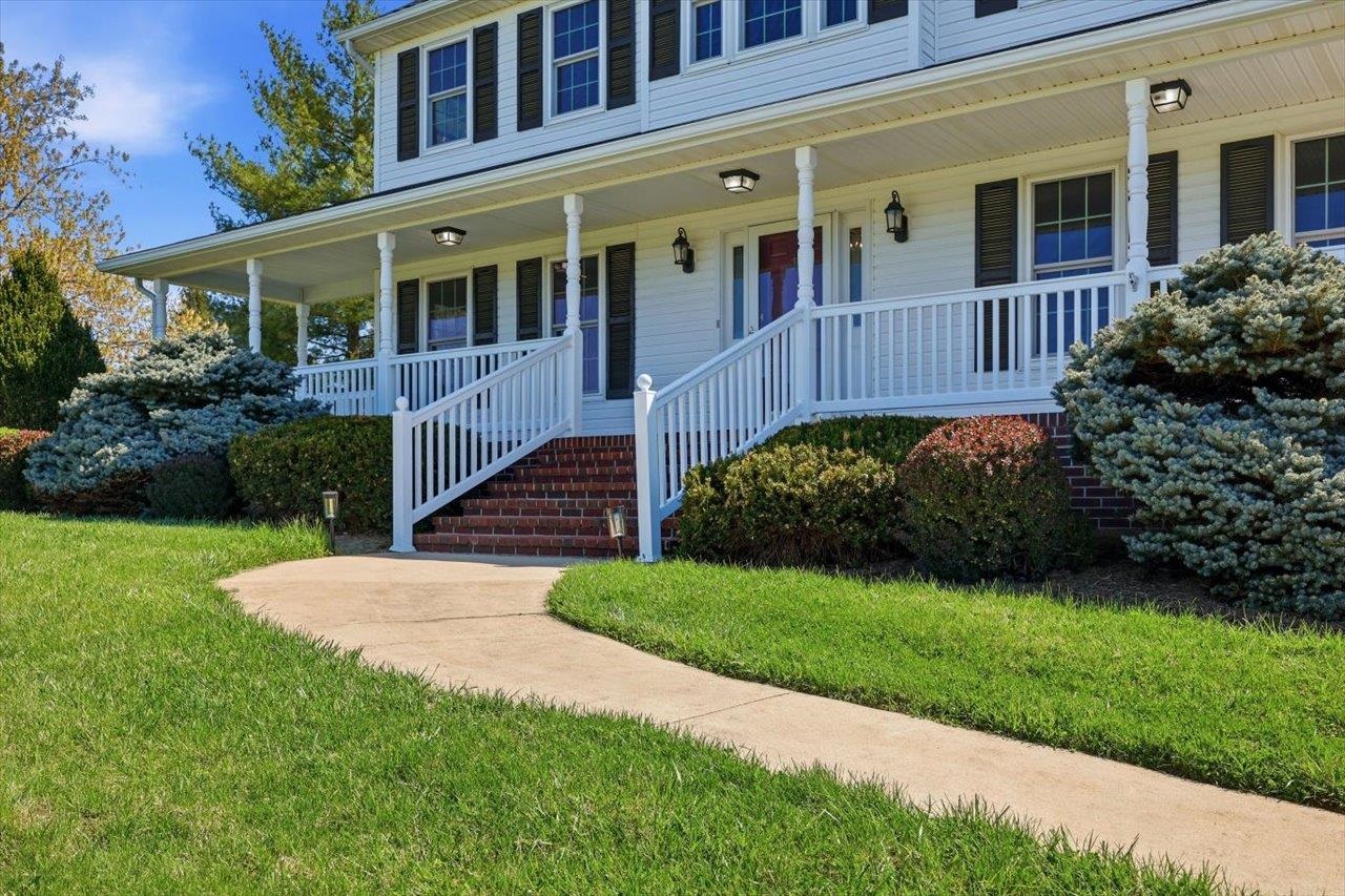 94 SHACKELFORD LN, VERONA, Virginia 24482, 4 Bedrooms Bedrooms, ,3 BathroomsBathrooms,Residential,94 SHACKELFORD LN,675565 MLS # 675565 94 SHACKELFORD LN, VERONA, Virginia 24482, 4 Bedrooms Bedrooms, ,3 BathroomsBathrooms,Residential,94 SHACKELFORD LN,675565 MLS # 675565