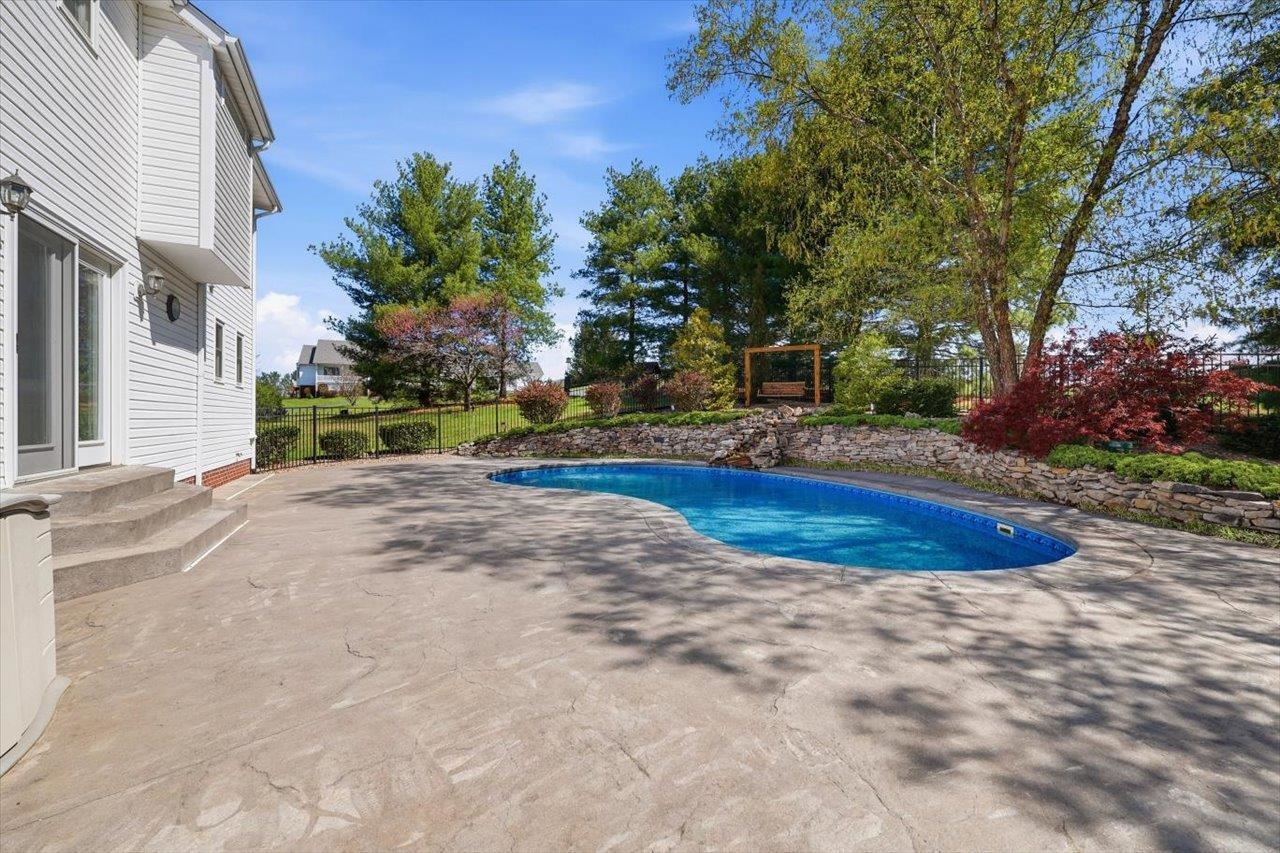 94 SHACKELFORD LN, VERONA, Virginia 24482, 4 Bedrooms Bedrooms, ,3 BathroomsBathrooms,Residential,94 SHACKELFORD LN,675565 MLS # 675565 94 SHACKELFORD LN, VERONA, Virginia 24482, 4 Bedrooms Bedrooms, ,3 BathroomsBathrooms,Residential,94 SHACKELFORD LN,675565 MLS # 675565