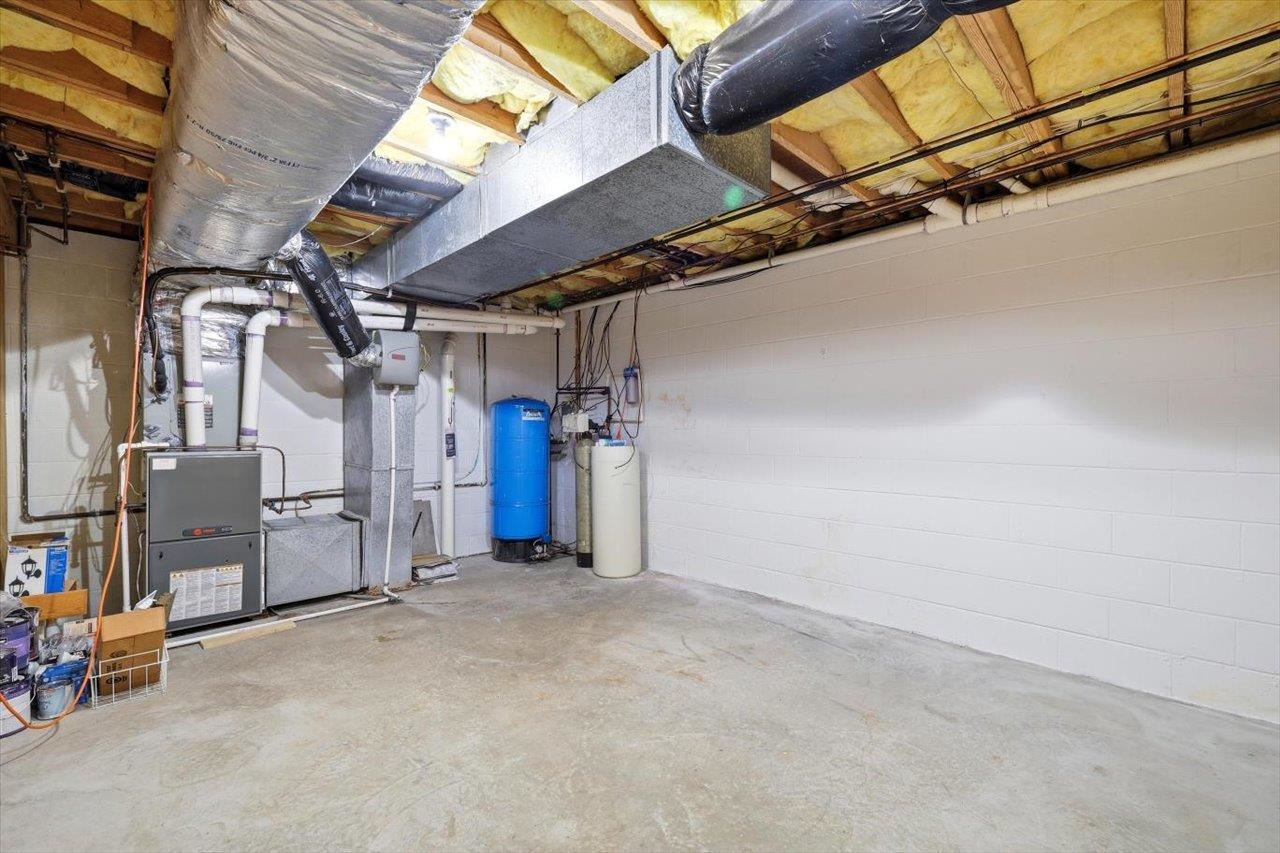 94 SHACKELFORD LN, VERONA, Virginia 24482, 4 Bedrooms Bedrooms, ,3 BathroomsBathrooms,Residential,94 SHACKELFORD LN,675565 MLS # 675565 94 SHACKELFORD LN, VERONA, Virginia 24482, 4 Bedrooms Bedrooms, ,3 BathroomsBathrooms,Residential,94 SHACKELFORD LN,675565 MLS # 675565