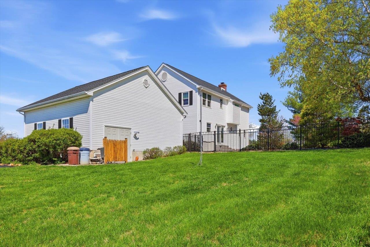 94 SHACKELFORD LN, VERONA, Virginia 24482, 4 Bedrooms Bedrooms, ,3 BathroomsBathrooms,Residential,94 SHACKELFORD LN,675565 MLS # 675565 94 SHACKELFORD LN, VERONA, Virginia 24482, 4 Bedrooms Bedrooms, ,3 BathroomsBathrooms,Residential,94 SHACKELFORD LN,675565 MLS # 675565