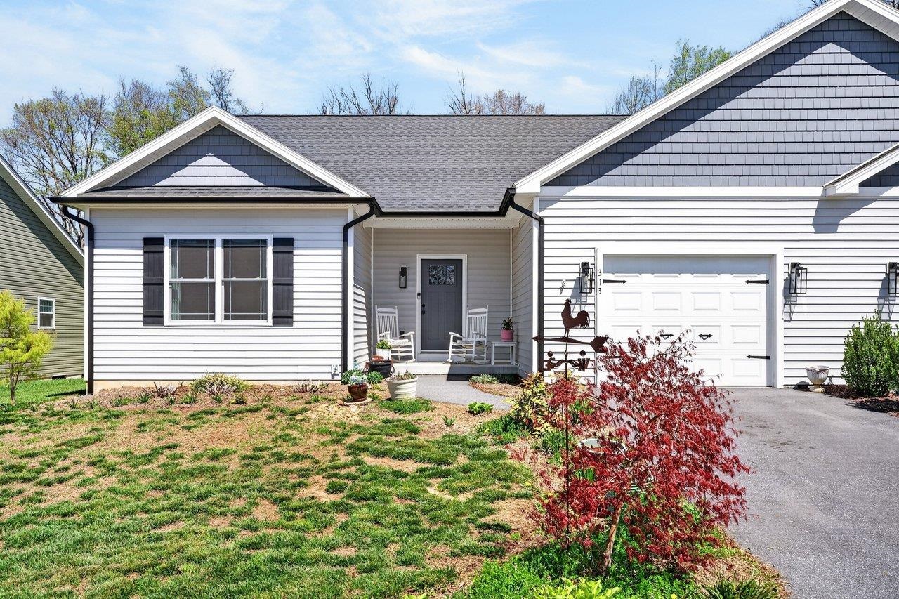 313 WILLOW OAK DR, ELKTON, Virginia 22827, 3 Bedrooms Bedrooms, ,2 BathroomsBathrooms,Residential,313 WILLOW OAK DR,675566 MLS # 675566