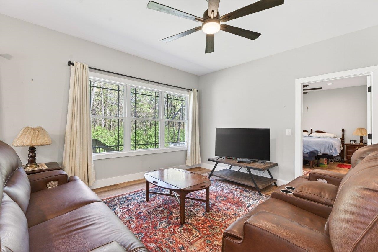 313 WILLOW OAK DR, ELKTON, Virginia 22827, 3 Bedrooms Bedrooms, ,2 BathroomsBathrooms,Residential,313 WILLOW OAK DR,675566 MLS # 675566