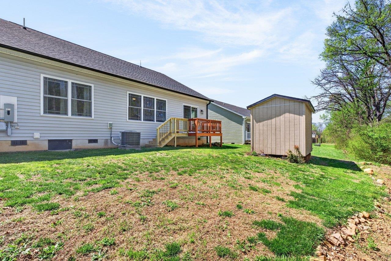 313 WILLOW OAK DR, ELKTON, Virginia 22827, 3 Bedrooms Bedrooms, ,2 BathroomsBathrooms,Residential,313 WILLOW OAK DR,675566 MLS # 675566