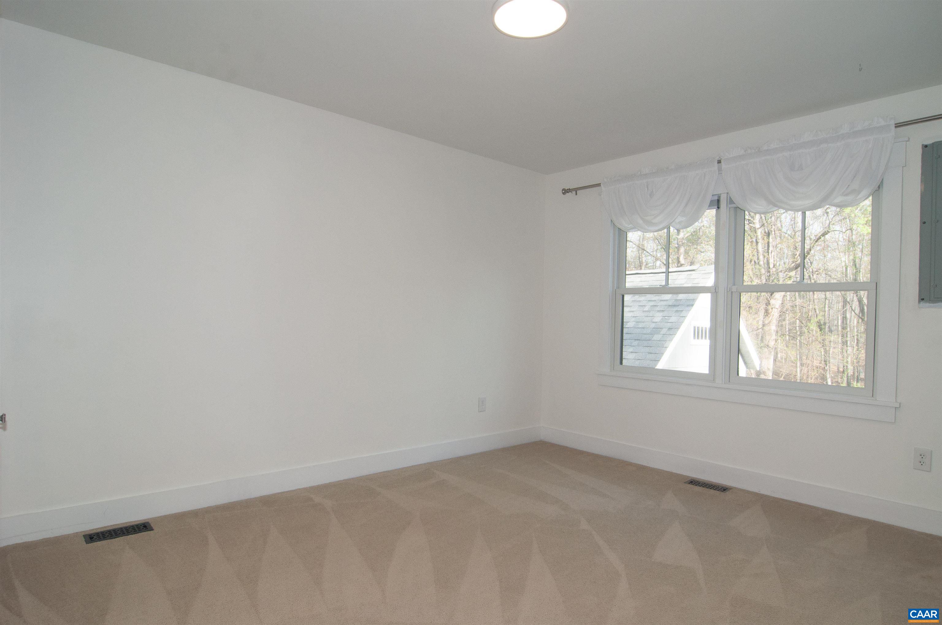 4600 ADVANCE MILLS RD, EARLYSVILLE, Virginia 22936, 4 Bedrooms Bedrooms, ,3 BathroomsBathrooms,Residential,4600 ADVANCE MILLS RD,675567 MLS # 675567