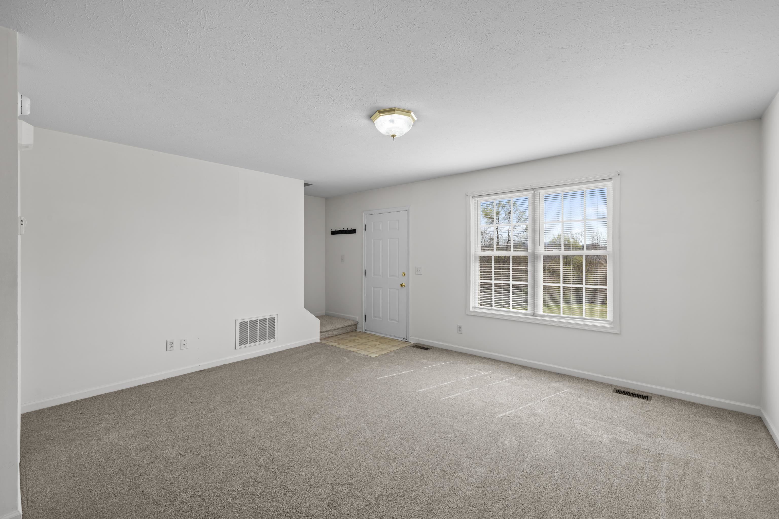 108 PLEASANT HILL RD, HARRISONBURG, Virginia 22801, 4 Bedrooms Bedrooms, ,2 BathroomsBathrooms,Residential,108 PLEASANT HILL RD,675568 MLS # 675568