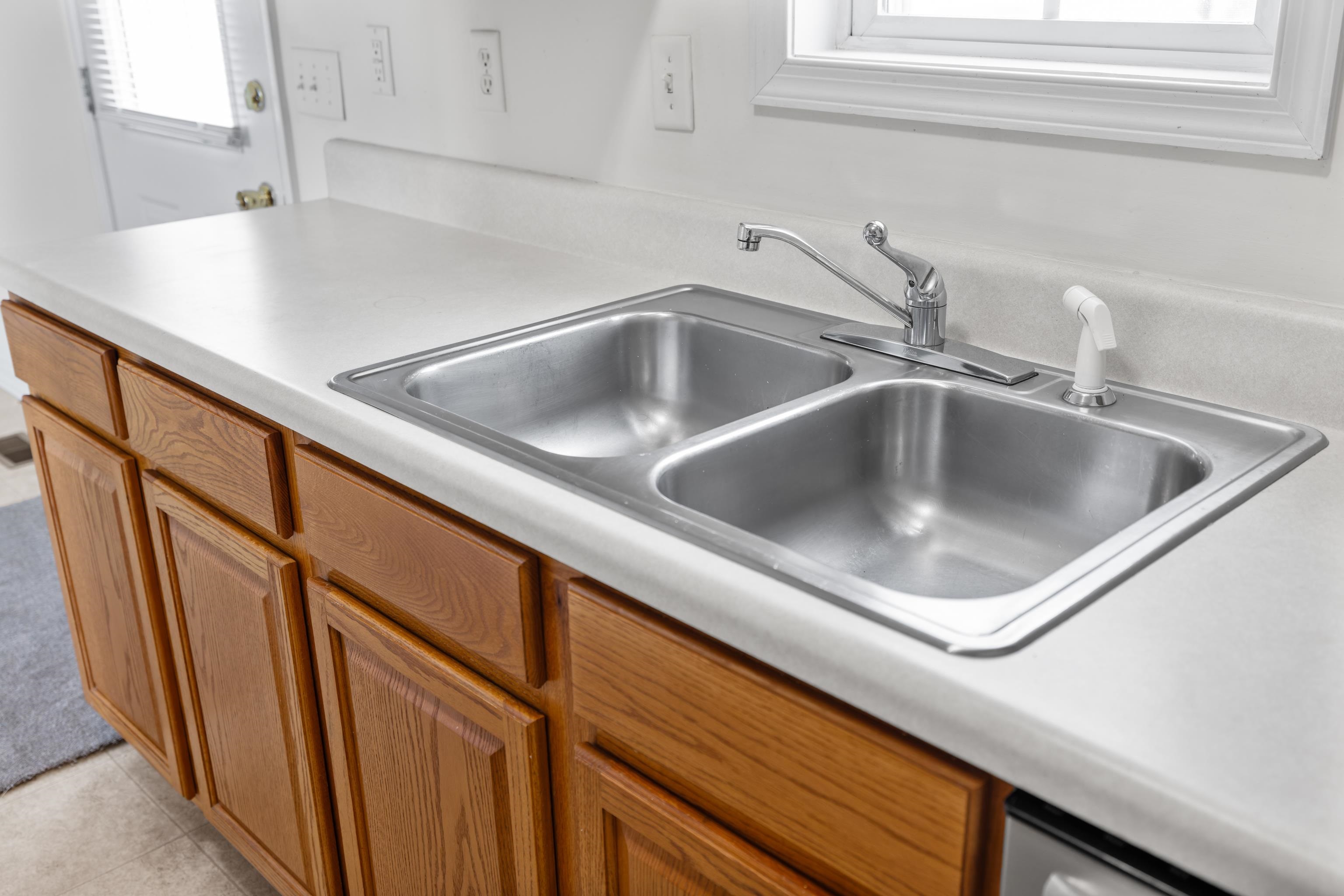 108 PLEASANT HILL RD, HARRISONBURG, Virginia 22801, 4 Bedrooms Bedrooms, ,2 BathroomsBathrooms,Residential,108 PLEASANT HILL RD,675568 MLS # 675568