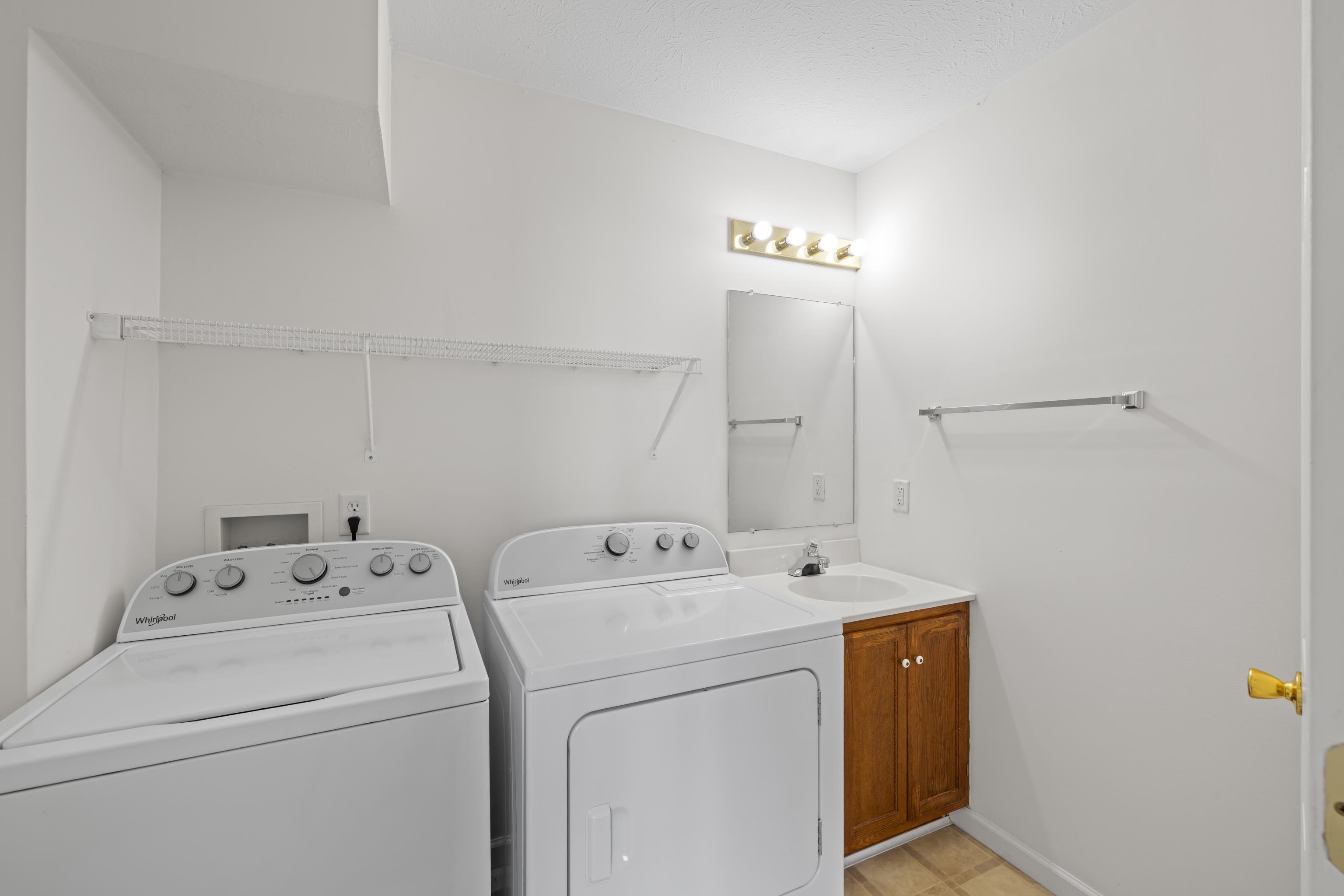 108 PLEASANT HILL RD, HARRISONBURG, Virginia 22801, 4 Bedrooms Bedrooms, ,2 BathroomsBathrooms,Residential,108 PLEASANT HILL RD,675568 MLS # 675568