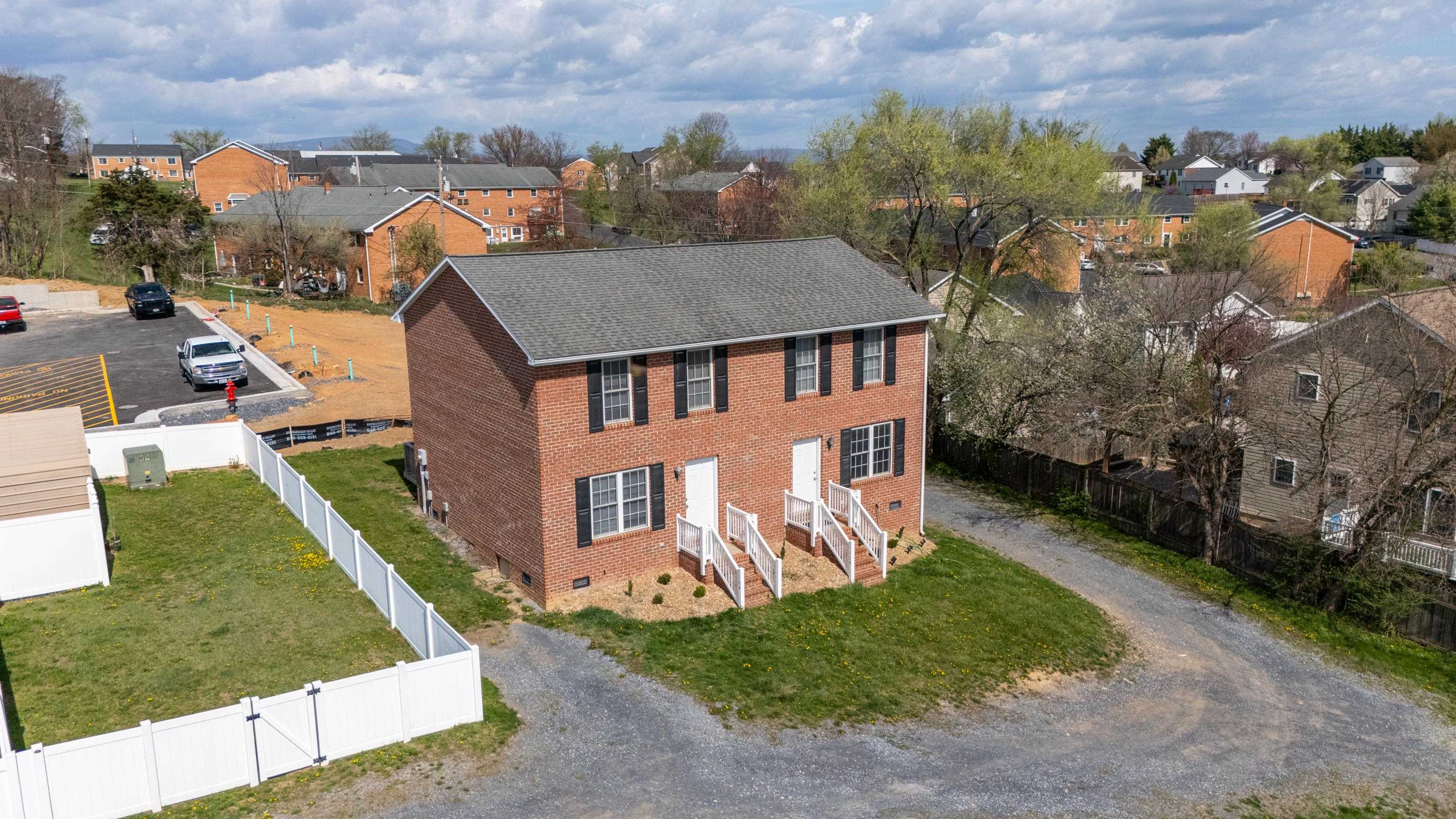 108 PLEASANT HILL RD, HARRISONBURG, Virginia 22801, 4 Bedrooms Bedrooms, ,2 BathroomsBathrooms,Residential,108 PLEASANT HILL RD,675568 MLS # 675568