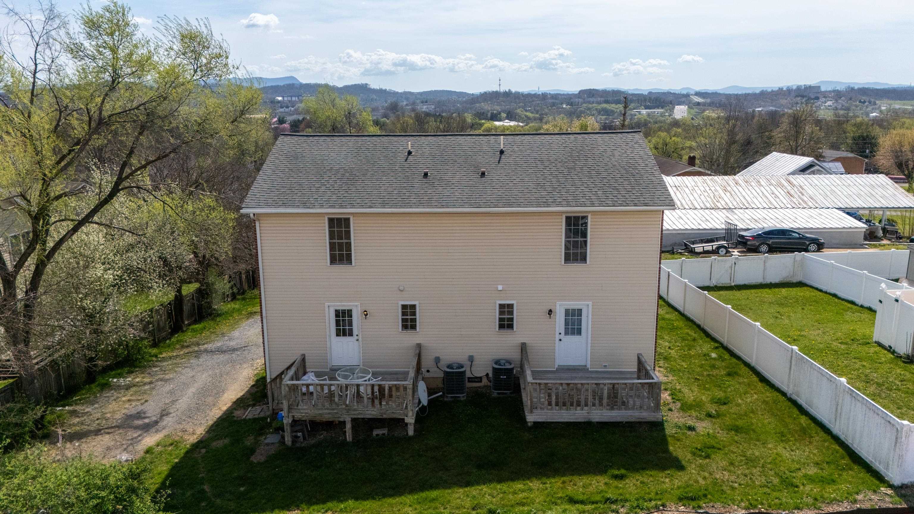 108 PLEASANT HILL RD, HARRISONBURG, Virginia 22801, 4 Bedrooms Bedrooms, ,2 BathroomsBathrooms,Residential,108 PLEASANT HILL RD,675568 MLS # 675568
