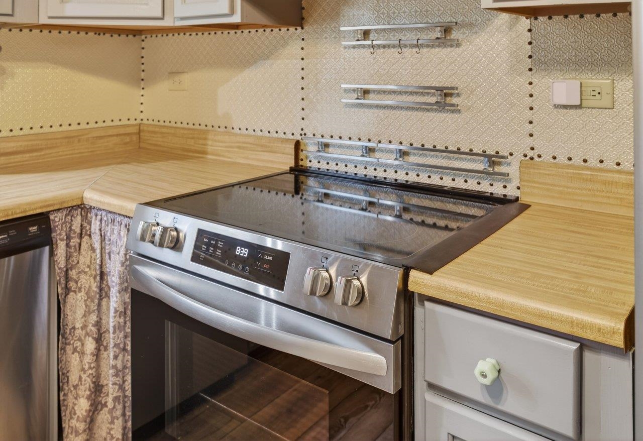 160 GALE LN, STANLEY, Virginia 22851, 2 Bedrooms Bedrooms, ,2 BathroomsBathrooms,Residential,160 GALE LN,675572 MLS # 675572 160 GALE LN, STANLEY, Virginia 22851, 2 Bedrooms Bedrooms, ,2 BathroomsBathrooms,Residential,160 GALE LN,675572 MLS # 675572