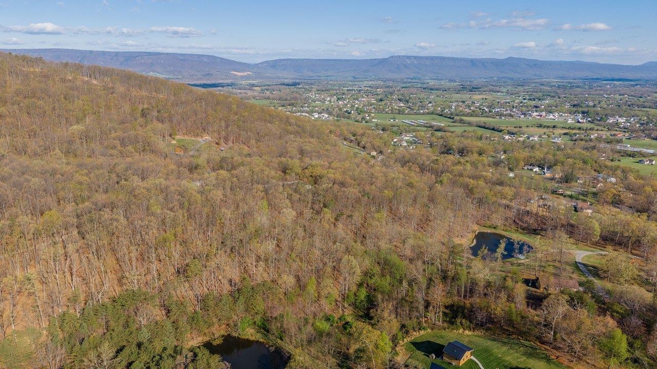 160 GALE LN, STANLEY, Virginia 22851, 2 Bedrooms Bedrooms, ,2 BathroomsBathrooms,Residential,160 GALE LN,675572 MLS # 675572 160 GALE LN, STANLEY, Virginia 22851, 2 Bedrooms Bedrooms, ,2 BathroomsBathrooms,Residential,160 GALE LN,675572 MLS # 675572