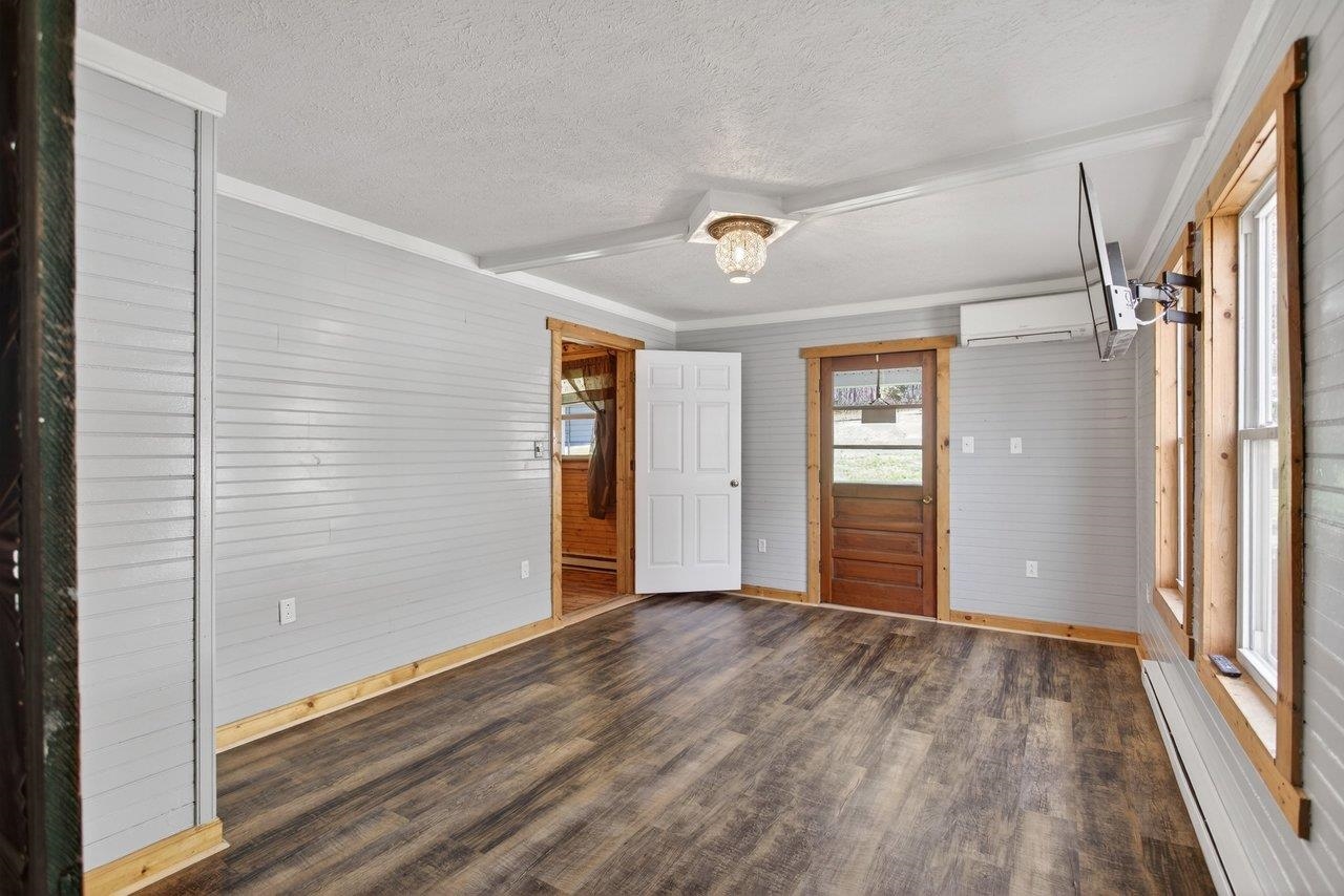 160 GALE LN, STANLEY, Virginia 22851, 2 Bedrooms Bedrooms, ,2 BathroomsBathrooms,Residential,160 GALE LN,675572 MLS # 675572 160 GALE LN, STANLEY, Virginia 22851, 2 Bedrooms Bedrooms, ,2 BathroomsBathrooms,Residential,160 GALE LN,675572 MLS # 675572