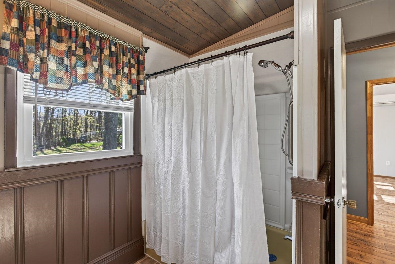 160 GALE LN, STANLEY, Virginia 22851, 2 Bedrooms Bedrooms, ,2 BathroomsBathrooms,Residential,160 GALE LN,675572 MLS # 675572 160 GALE LN, STANLEY, Virginia 22851, 2 Bedrooms Bedrooms, ,2 BathroomsBathrooms,Residential,160 GALE LN,675572 MLS # 675572