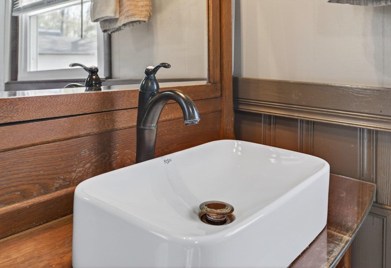 160 GALE LN, STANLEY, Virginia 22851, 2 Bedrooms Bedrooms, ,2 BathroomsBathrooms,Residential,160 GALE LN,675572 MLS # 675572 160 GALE LN, STANLEY, Virginia 22851, 2 Bedrooms Bedrooms, ,2 BathroomsBathrooms,Residential,160 GALE LN,675572 MLS # 675572