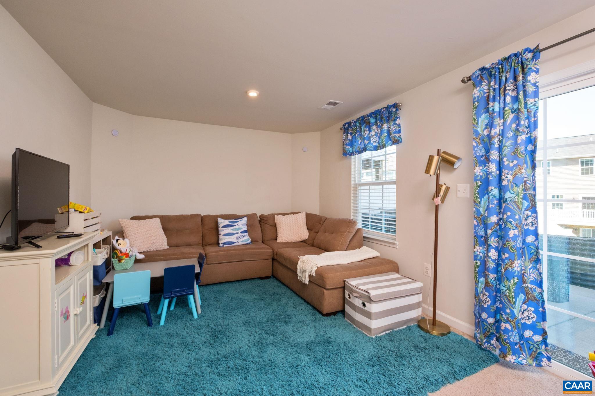 76 PARK DR, PALMYRA, Virginia 22963, 3 Bedrooms Bedrooms, ,2 BathroomsBathrooms,Residential,76 PARK DR,675574 MLS # 675574 76 PARK DR, PALMYRA, Virginia 22963, 3 Bedrooms Bedrooms, ,2 BathroomsBathrooms,Residential,76 PARK DR,675574 MLS # 675574