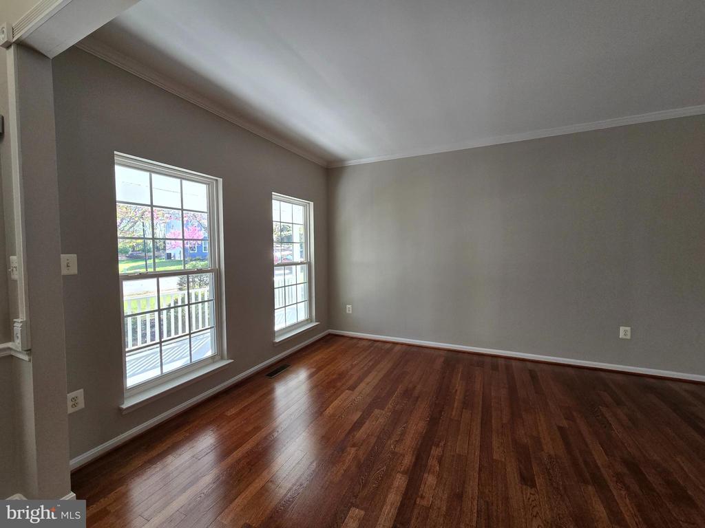 2520 POST OAK DR, CULPEPER, Virginia 22701, 4 Bedrooms Bedrooms, ,5 BathroomsBathrooms,Residential,HIGHPOINT OF CULPEPER,2520 POST OAK DR,VACU2013150 MLS # VACU2013150