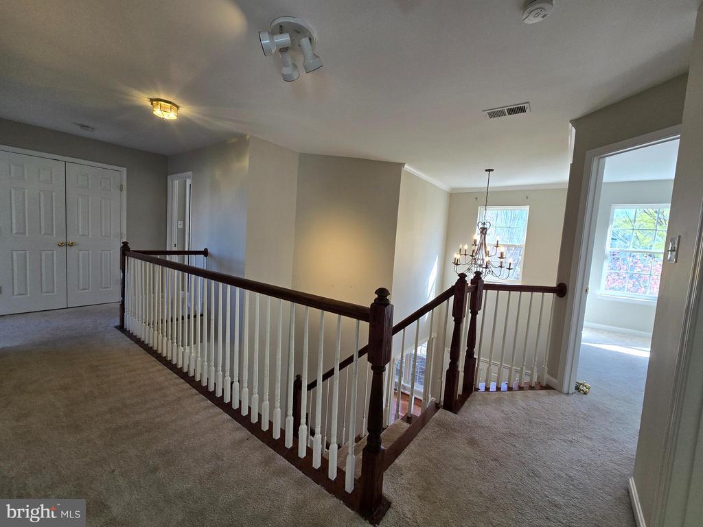 2520 POST OAK DR, CULPEPER, Virginia 22701, 4 Bedrooms Bedrooms, ,5 BathroomsBathrooms,Residential,HIGHPOINT OF CULPEPER,2520 POST OAK DR,VACU2013150 MLS # VACU2013150