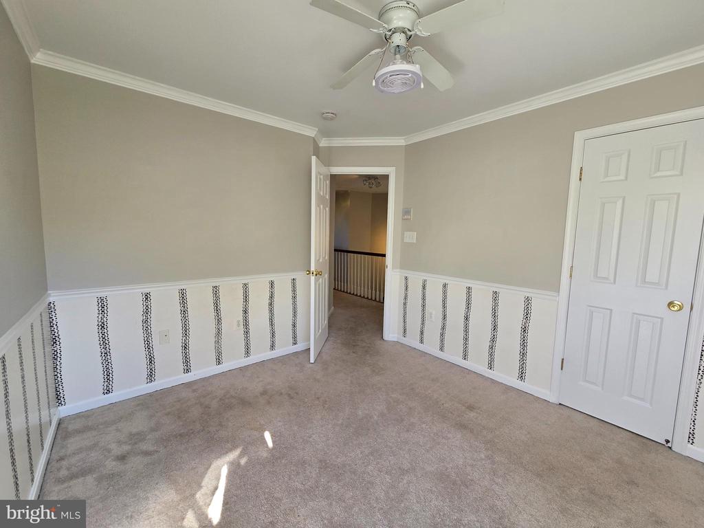 2520 POST OAK DR, CULPEPER, Virginia 22701, 4 Bedrooms Bedrooms, ,5 BathroomsBathrooms,Residential,HIGHPOINT OF CULPEPER,2520 POST OAK DR,VACU2013150 MLS # VACU2013150