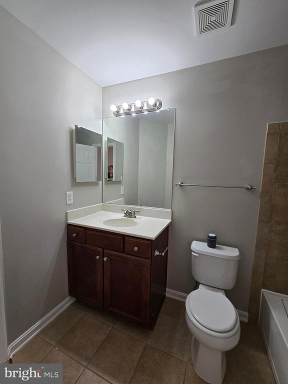 2520 POST OAK DR, CULPEPER, Virginia 22701, 4 Bedrooms Bedrooms, ,5 BathroomsBathrooms,Residential,HIGHPOINT OF CULPEPER,2520 POST OAK DR,VACU2013150 MLS # VACU2013150