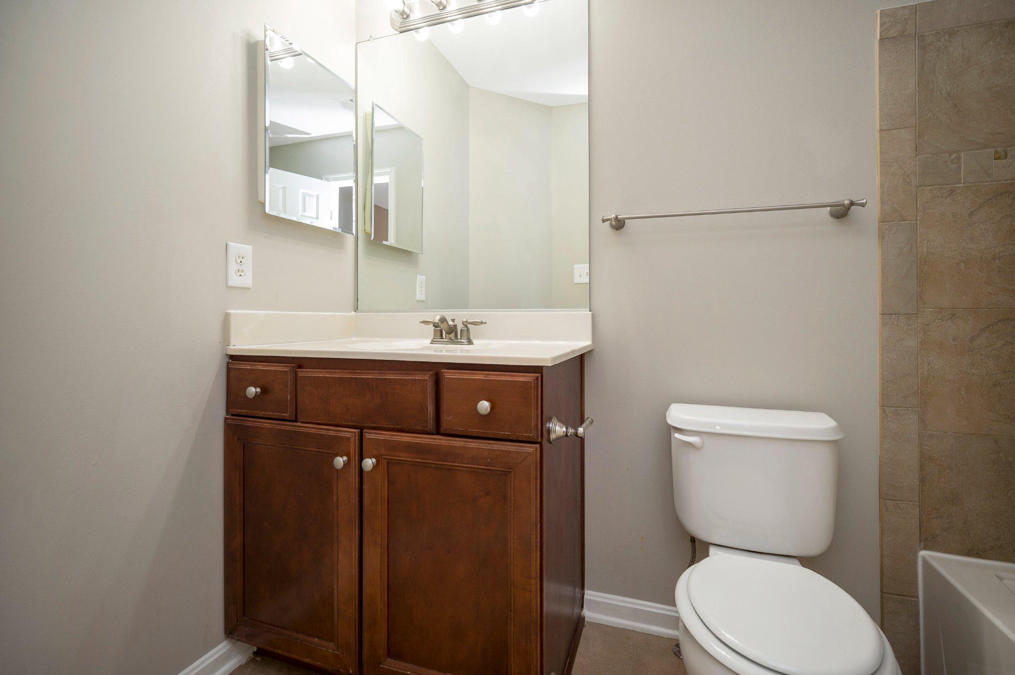 2520 POST OAK DR, CULPEPER, Virginia 22701, 4 Bedrooms Bedrooms, ,5 BathroomsBathrooms,Residential,HIGHPOINT OF CULPEPER,2520 POST OAK DR,VACU2013150 MLS # VACU2013150