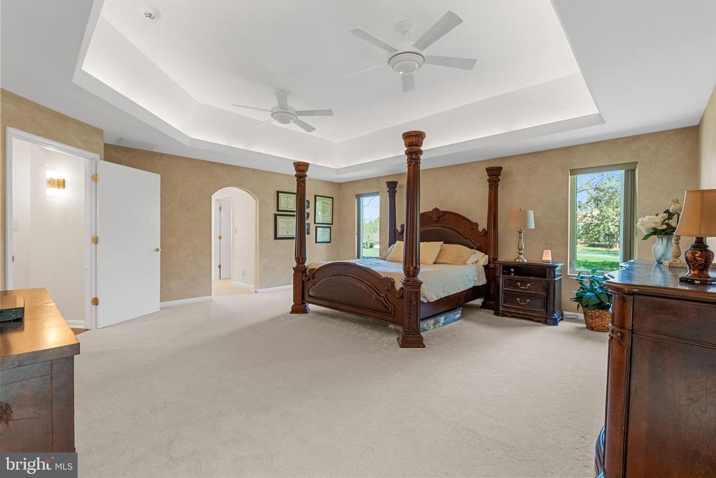 11227 N CLUB DR, FREDERICKSBURG, Virginia 22408, 6 Bedrooms Bedrooms, ,5 BathroomsBathrooms,Residential,11227 N CLUB DR,VASP2040566 MLS # VASP2040566