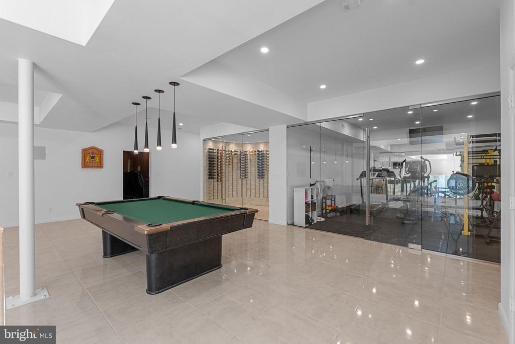 11227 N CLUB DR, FREDERICKSBURG, Virginia 22408, 6 Bedrooms Bedrooms, ,5 BathroomsBathrooms,Residential,11227 N CLUB DR,VASP2040566 MLS # VASP2040566