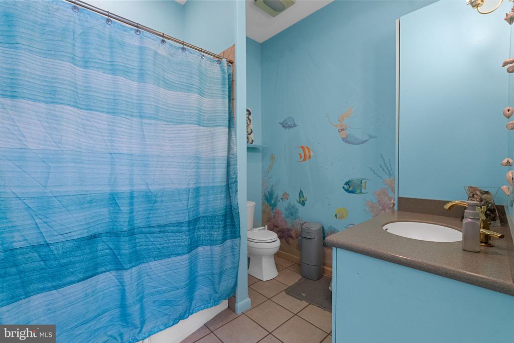 11227 N CLUB DR, FREDERICKSBURG, Virginia 22408, 6 Bedrooms Bedrooms, ,5 BathroomsBathrooms,Residential,11227 N CLUB DR,VASP2040566 MLS # VASP2040566