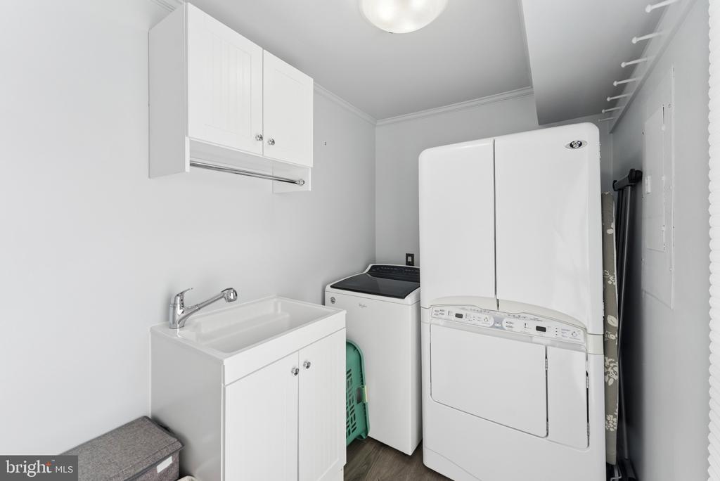 10820 CEDAR POST, SPOTSYLVANIA, Virginia 22553, 5 Bedrooms Bedrooms, ,3 BathroomsBathrooms,Residential,10820 CEDAR POST,VASP2040522 MLS # VASP2040522