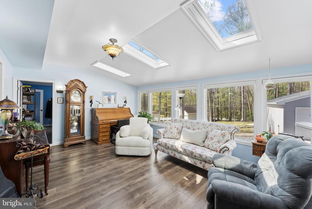 10820 CEDAR POST, SPOTSYLVANIA, Virginia 22553, 5 Bedrooms Bedrooms, ,3 BathroomsBathrooms,Residential,10820 CEDAR POST,VASP2040522 MLS # VASP2040522