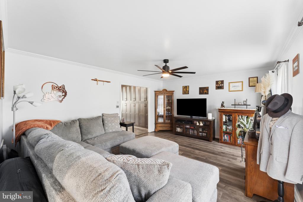 10820 CEDAR POST, SPOTSYLVANIA, Virginia 22553, 5 Bedrooms Bedrooms, ,3 BathroomsBathrooms,Residential,10820 CEDAR POST,VASP2040522 MLS # VASP2040522