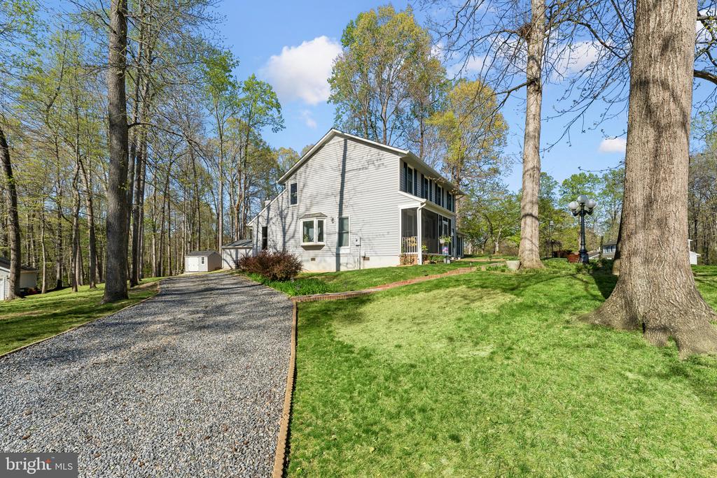 10820 CEDAR POST, SPOTSYLVANIA, Virginia 22553, 5 Bedrooms Bedrooms, ,3 BathroomsBathrooms,Residential,10820 CEDAR POST,VASP2040522 MLS # VASP2040522