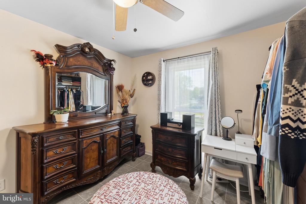 10820 CEDAR POST, SPOTSYLVANIA, Virginia 22553, 5 Bedrooms Bedrooms, ,3 BathroomsBathrooms,Residential,10820 CEDAR POST,VASP2040522 MLS # VASP2040522