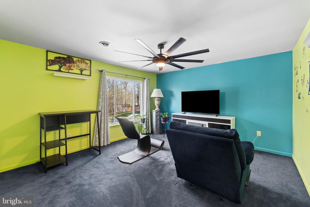 10820 CEDAR POST, SPOTSYLVANIA, Virginia 22553, 5 Bedrooms Bedrooms, ,3 BathroomsBathrooms,Residential,10820 CEDAR POST,VASP2040522 MLS # VASP2040522