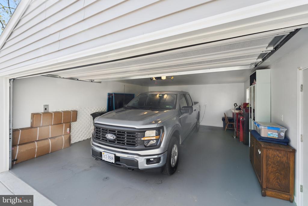 10820 CEDAR POST, SPOTSYLVANIA, Virginia 22553, 5 Bedrooms Bedrooms, ,3 BathroomsBathrooms,Residential,10820 CEDAR POST,VASP2040522 MLS # VASP2040522