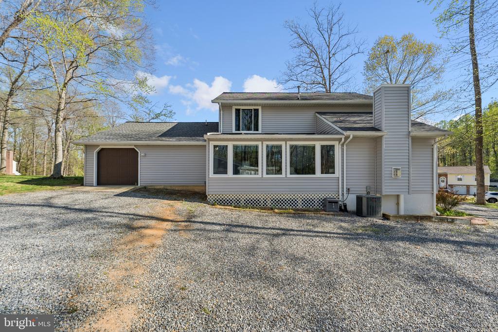 10820 CEDAR POST, SPOTSYLVANIA, Virginia 22553, 5 Bedrooms Bedrooms, ,3 BathroomsBathrooms,Residential,10820 CEDAR POST,VASP2040522 MLS # VASP2040522