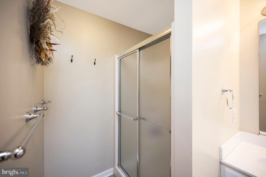 521 LIBERTY BLVD, LOCUST GROVE, Virginia 22508, 4 Bedrooms Bedrooms, ,2 BathroomsBathrooms,Residential,521 LIBERTY BLVD,VAOR2013792 MLS # VAOR2013792 521 LIBERTY BLVD, LOCUST GROVE, Virginia 22508, 4 Bedrooms Bedrooms, ,2 BathroomsBathrooms,Residential,521 LIBERTY BLVD,VAOR2013792 MLS # VAOR2013792