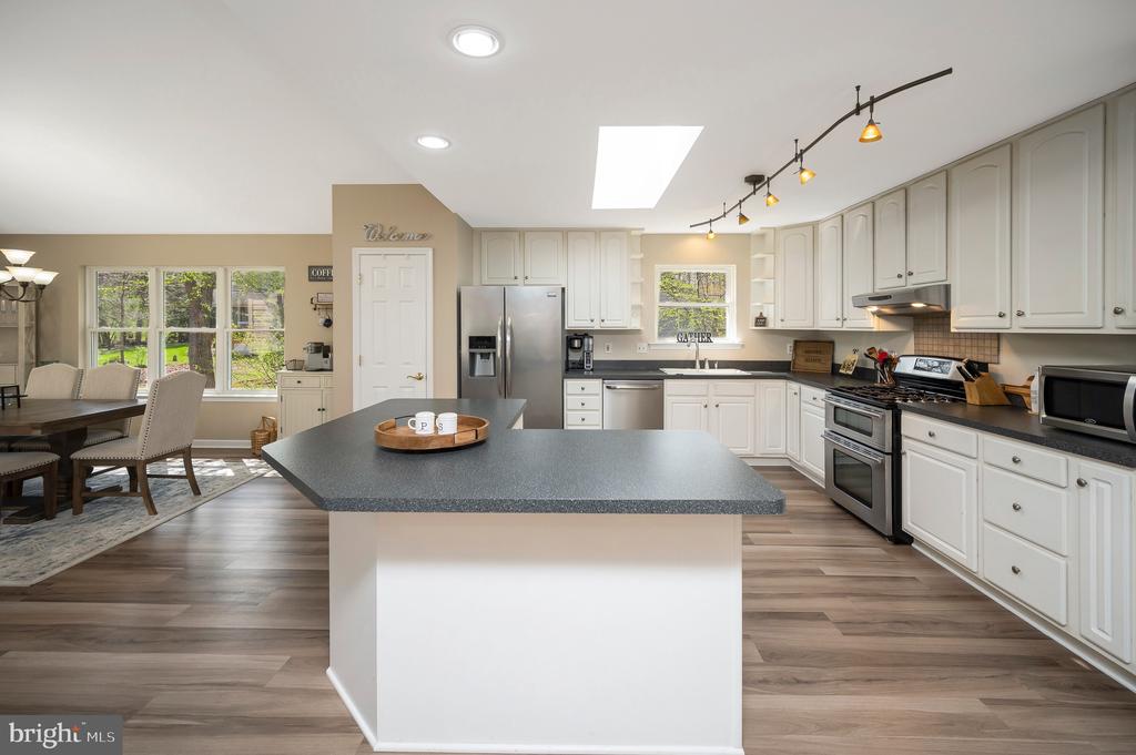 521 LIBERTY BLVD, LOCUST GROVE, Virginia 22508, 4 Bedrooms Bedrooms, ,2 BathroomsBathrooms,Residential,521 LIBERTY BLVD,VAOR2013792 MLS # VAOR2013792 521 LIBERTY BLVD, LOCUST GROVE, Virginia 22508, 4 Bedrooms Bedrooms, ,2 BathroomsBathrooms,Residential,521 LIBERTY BLVD,VAOR2013792 MLS # VAOR2013792