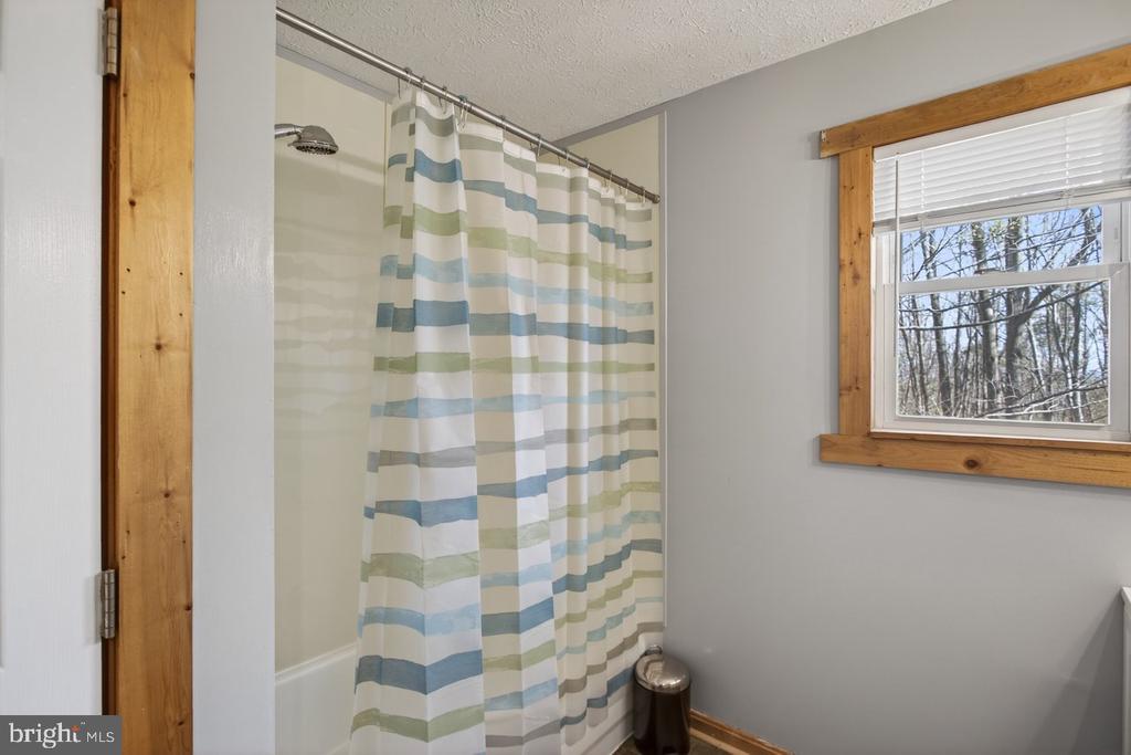 160 GALE LN, STANLEY, Virginia 22851, 2 Bedrooms Bedrooms, ,2 BathroomsBathrooms,Residential,160 GALE LN,VAPA2006282 MLS # VAPA2006282 160 GALE LN, STANLEY, Virginia 22851, 2 Bedrooms Bedrooms, ,2 BathroomsBathrooms,Residential,160 GALE LN,VAPA2006282 MLS # VAPA2006282