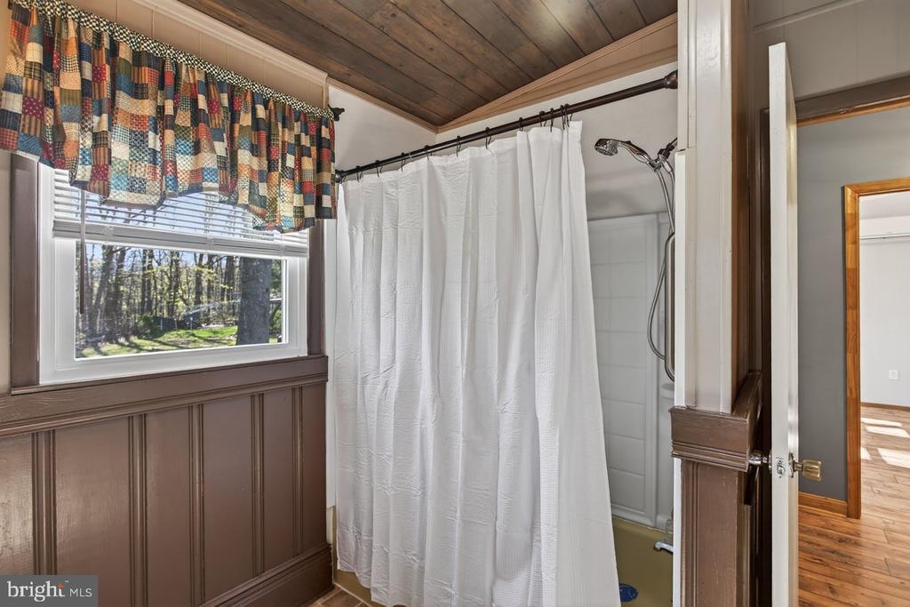 160 GALE LN, STANLEY, Virginia 22851, 2 Bedrooms Bedrooms, ,2 BathroomsBathrooms,Residential,160 GALE LN,VAPA2006282 MLS # VAPA2006282 160 GALE LN, STANLEY, Virginia 22851, 2 Bedrooms Bedrooms, ,2 BathroomsBathrooms,Residential,160 GALE LN,VAPA2006282 MLS # VAPA2006282