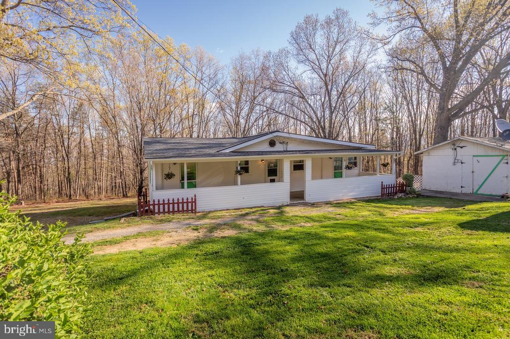 160 GALE LN, STANLEY, Virginia 22851, 2 Bedrooms Bedrooms, ,2 BathroomsBathrooms,Residential,160 GALE LN,VAPA2006282 MLS # VAPA2006282 160 GALE LN, STANLEY, Virginia 22851, 2 Bedrooms Bedrooms, ,2 BathroomsBathrooms,Residential,160 GALE LN,VAPA2006282 MLS # VAPA2006282