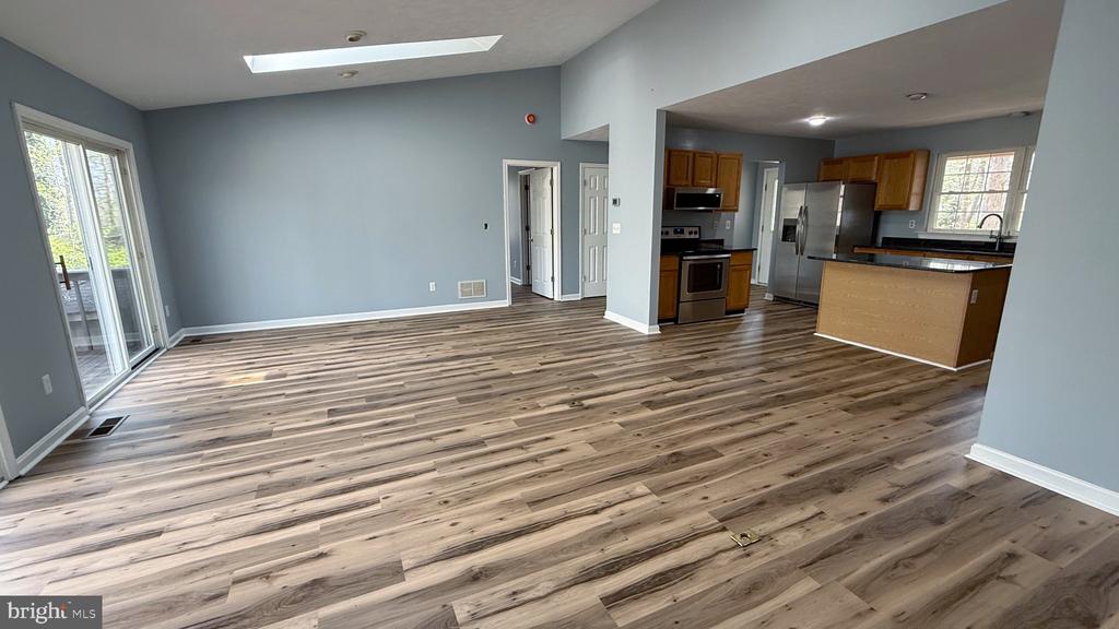 533 MOUNT PLEASANT DR, LOCUST GROVE, Virginia 22508, 3 Bedrooms Bedrooms, ,2 BathroomsBathrooms,Residential,533 MOUNT PLEASANT DR,VAOR2013820 MLS # VAOR2013820