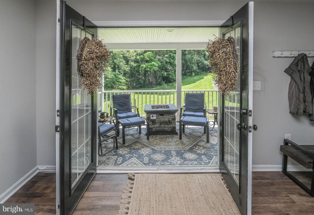 4178 NARROWS LN, THE PLAINS, Virginia, 3 Bedrooms Bedrooms, ,2 BathroomsBathrooms,Residential,4178 NARROWS LN,VAFQ2021326 MLS # VAFQ2021326