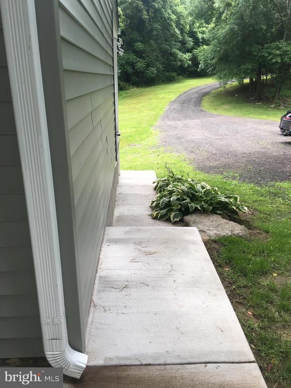 4178 NARROWS LN, THE PLAINS, Virginia, 3 Bedrooms Bedrooms, ,2 BathroomsBathrooms,Residential,4178 NARROWS LN,VAFQ2021326 MLS # VAFQ2021326