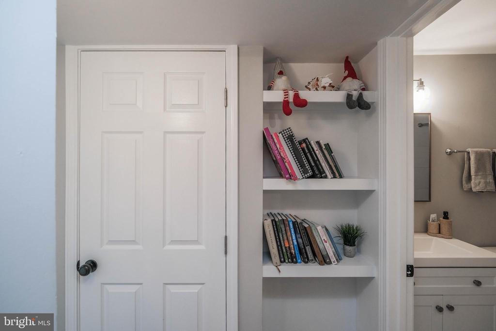 4178 NARROWS LN, THE PLAINS, Virginia, 3 Bedrooms Bedrooms, ,2 BathroomsBathrooms,Residential,4178 NARROWS LN,VAFQ2021326 MLS # VAFQ2021326