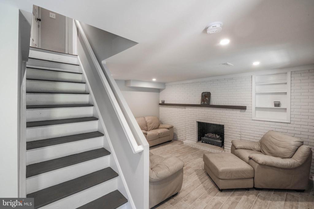 4178 NARROWS LN, THE PLAINS, Virginia, 3 Bedrooms Bedrooms, ,2 BathroomsBathrooms,Residential,4178 NARROWS LN,VAFQ2021326 MLS # VAFQ2021326