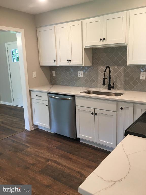 4178 NARROWS LN, THE PLAINS, Virginia, 3 Bedrooms Bedrooms, ,2 BathroomsBathrooms,Residential,4178 NARROWS LN,VAFQ2021326 MLS # VAFQ2021326