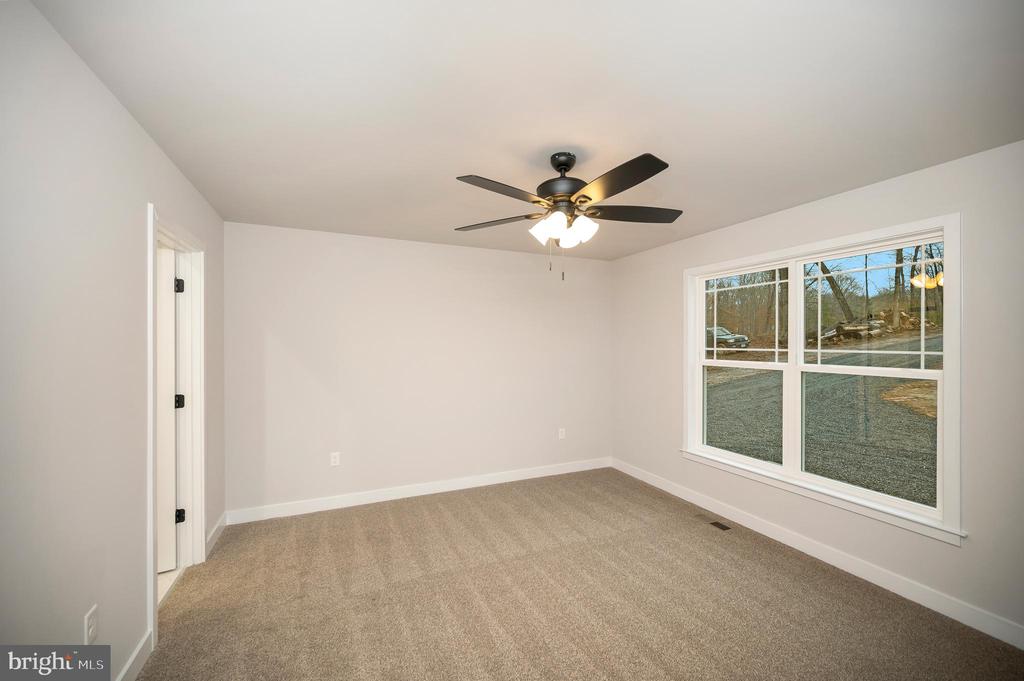 3707 SUNDAY LN, FREDERICKSBURG, Virginia 22408, 5 Bedrooms Bedrooms, ,3 BathroomsBathrooms,Residential,3707 SUNDAY LN,VASP2040804 MLS # VASP2040804