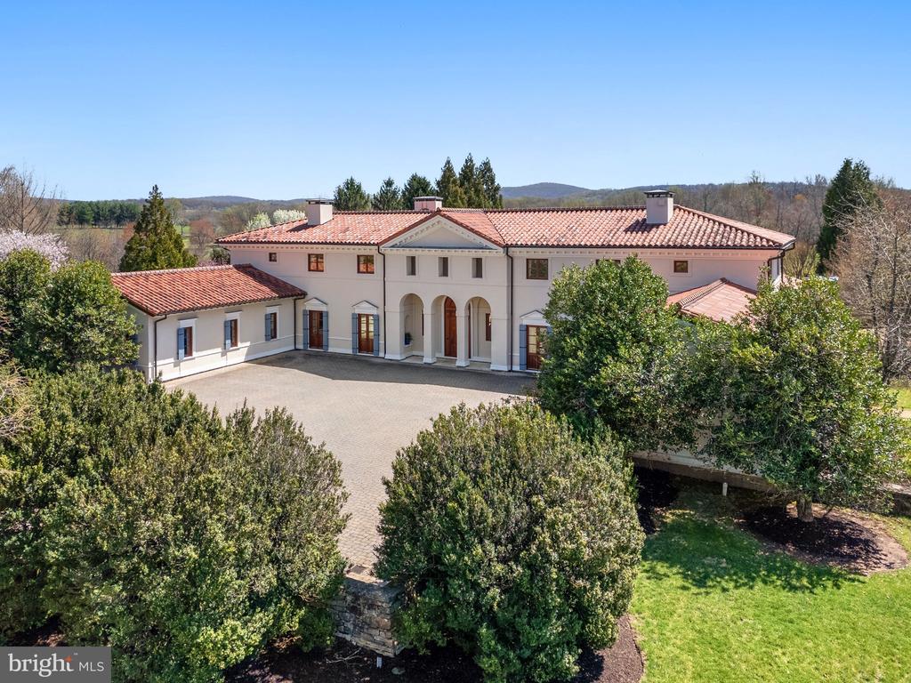 2547 HALFWAY RD, THE PLAINS, Virginia, 5 Bedrooms Bedrooms, ,5 BathroomsBathrooms,Residential,2547 HALFWAY RD,VAFQ2021476 MLS # VAFQ2021476 2547 HALFWAY RD, THE PLAINS, Virginia, 5 Bedrooms Bedrooms, ,5 BathroomsBathrooms,Residential,2547 HALFWAY RD,VAFQ2021476 MLS # VAFQ2021476